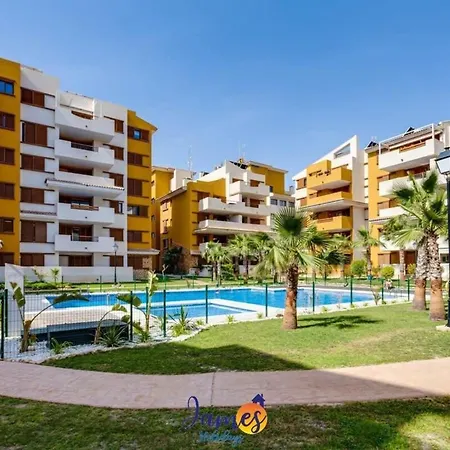 Apartment Modern 3 Bedroom Apt With Com Pool Pp30 Torrevieja